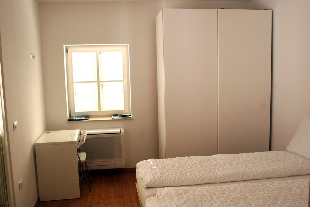 Park Apartments Izola Exterior photo