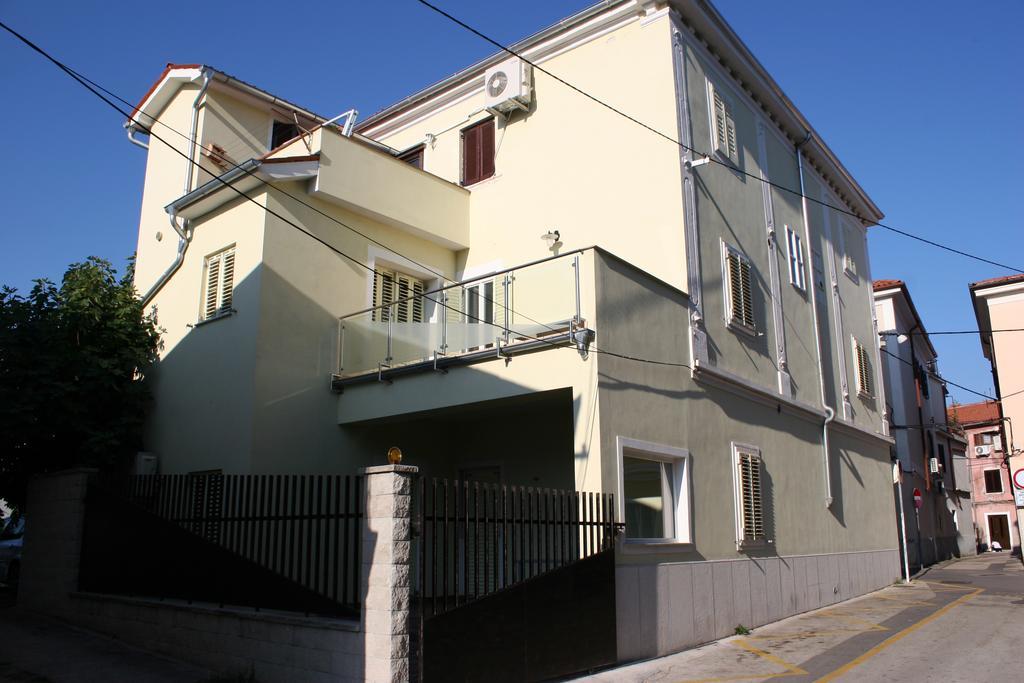 Park Apartments Izola Exterior photo